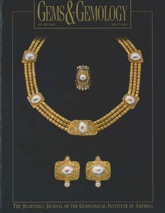 Gem News: Feldspar and amphibole gem from Egypt